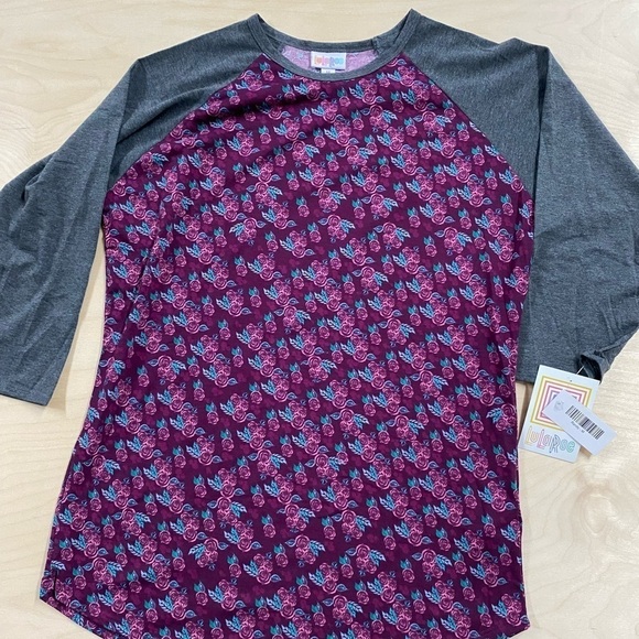 Lularoe Randy Baseball Style Tee size Medium (CT) - Picture 6 of 7